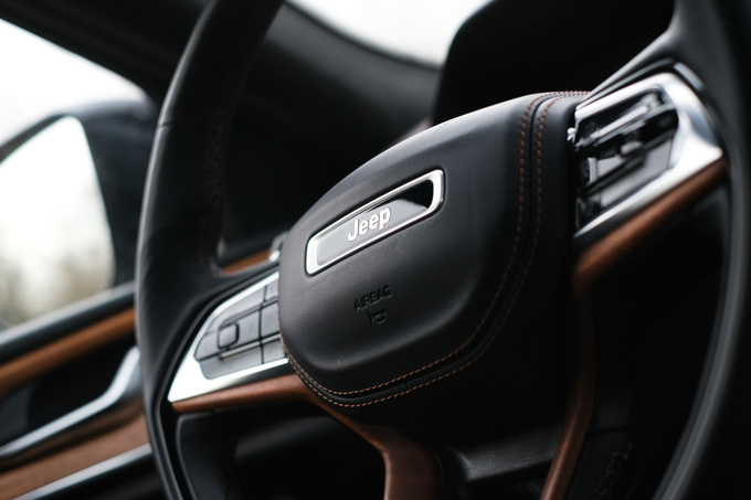 《豪华180》全新大切诺基4xe能否成为越野传奇的新篇章-图48