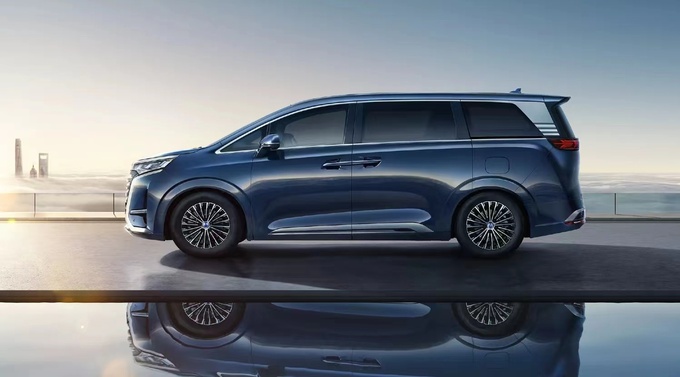 比亚迪四大品牌火热齐登成都车展后500万辆时代目标直指全球-图8