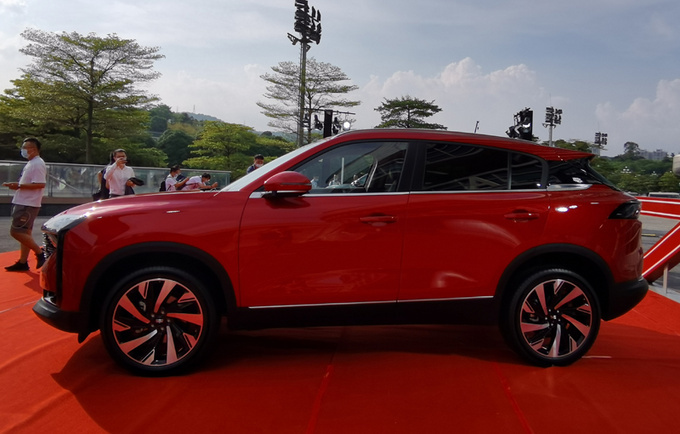 观致7正式上市 售价xx.xx-xx.xx万元 搭1.6T/1.8T-图2