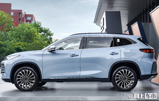 星途凌云400T预售15.9万元起 动力比大众更强-图3