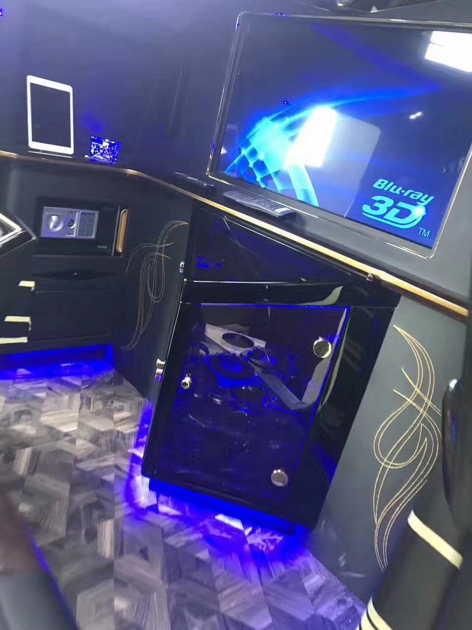 真正美规路虎皇家一号 加长5.98米促销中-图7