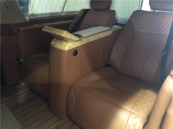 墨版17款林肯领航员3.5T 汽油长轴版82万-图5