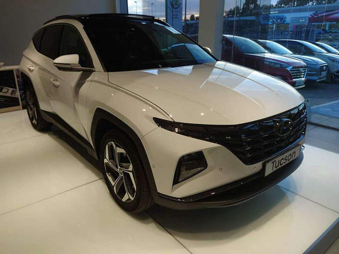 现代全新途胜实拍 搭1.6T混动/伊兰特同款方向盘-图1