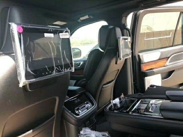 18款林肯领航员顶配墨版 张扬越野配置全-图6