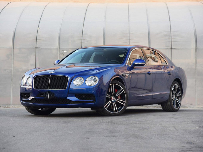 2018款宾利飞驰V8S 传统式明星五一降价-图1