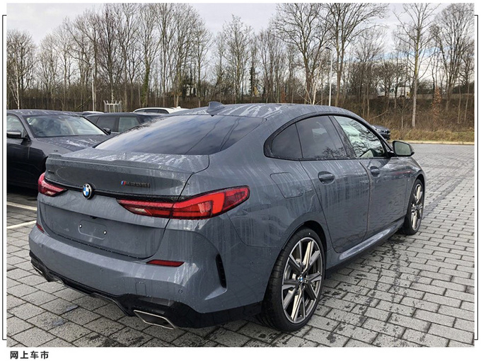 宝马全新M235i实拍搭2.0T/动力媲美奥迪S3-图3