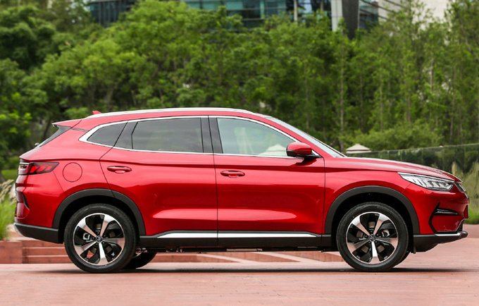 比亚迪宋PLUS EV 2天后上市 搭刀片电池 续航505km-图2