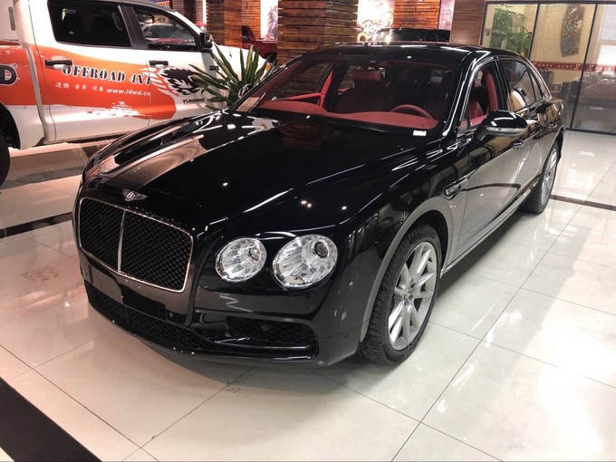 宾利飞驰V8S爆惠袭来 奢华定制专属爱车-图1