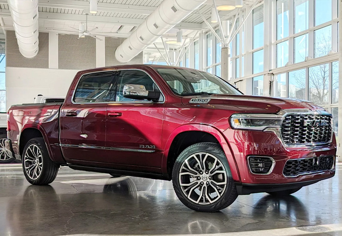 2025款RAM公羊曝光搭汽油3.0T V6有史以来最豪华-图2