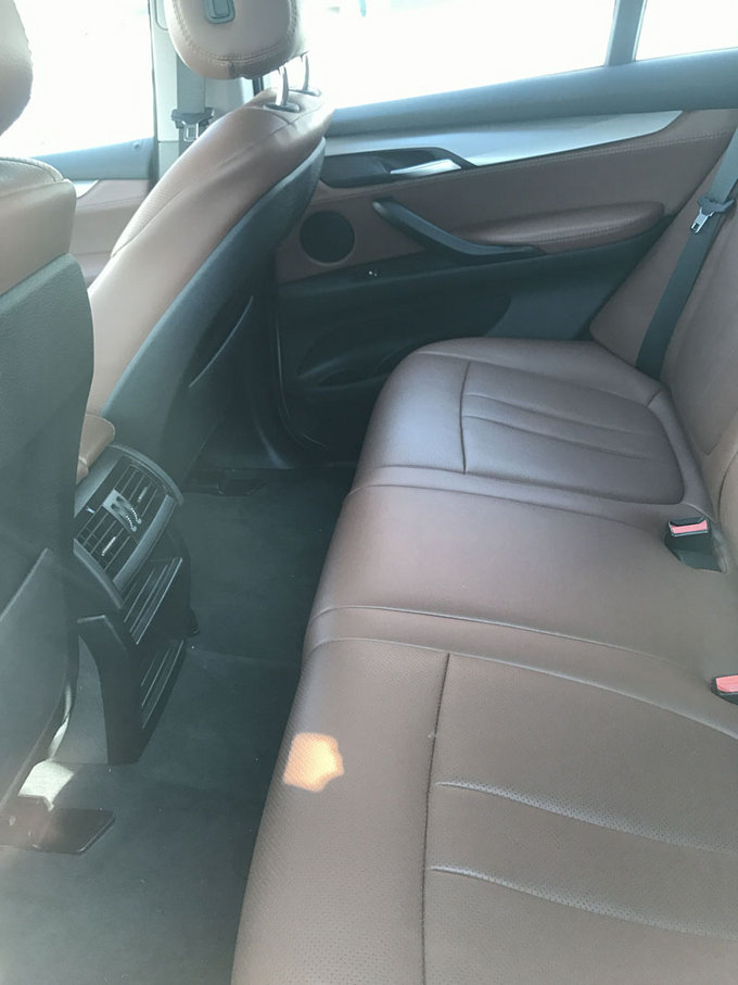 2018款宝马X5更加抢眼 对比奥迪毫不逊色-图6