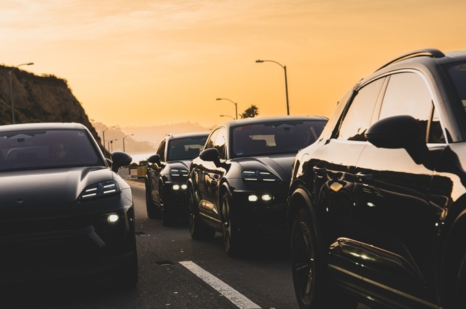 已完成350万公里测试保时捷纯电Macan首秀在即-图3