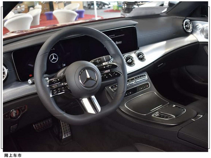 奔驰E级轿跑版实拍 点阵式格栅/内配大尺寸双联屏-图4