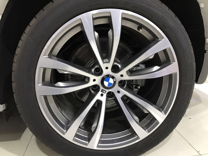 18款宝马X5M运动版 大豪华包裸利价直销-图5