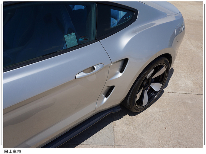 福特野马特别改装版实拍前脸酷似阿斯顿&middot;马丁DBS-图7