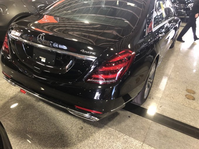 18款奔驰S560长轴 豪华四驱现车惊世之作-图3