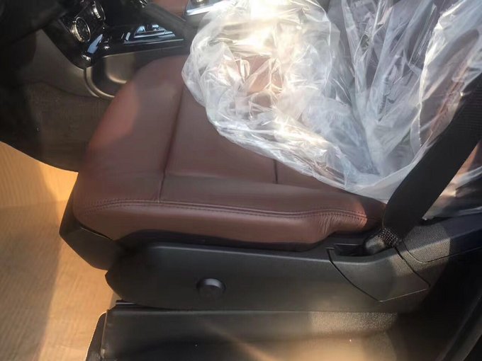 17款奔馳G350歐版柴油 放任底價(jià)128萬(wàn)售-圖6