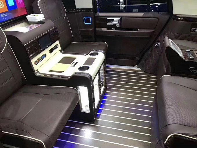 18款林肯领袖一号 超豪华陆地商务175万-图7