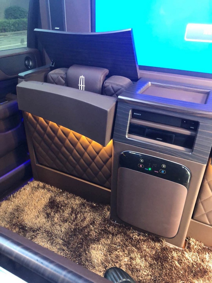 2018款林肯外交官现车 优质座驾惊爆底价-图5