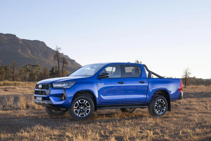 豐田新款HiLux輕混車型油耗公布省7.1-9.5油耗-圖10