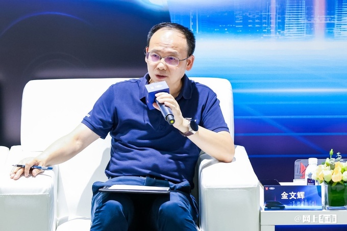 福特新一代全顺下半年上市支持五大动力形式-图2