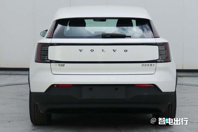 沃爾沃國產(chǎn)EX30配置曝光續(xù)航410km 預(yù)計(jì)17萬起售-圖5