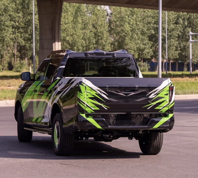 鄭州日產P20皮卡曝光方盒子硬派造型將具備多種動力形式-圖3