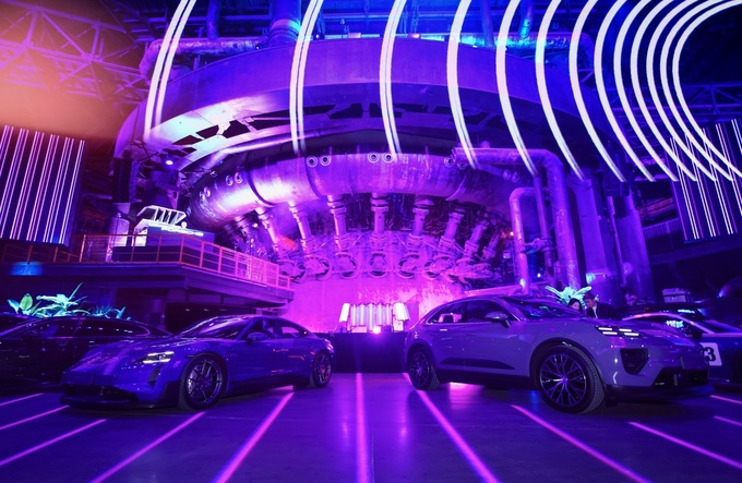 保时捷品牌之夜纯电动Macan及Taycan Turbo GT国内首秀-图2