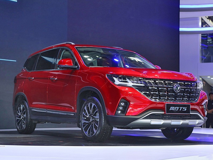 和领克01一样大 风行这款新SUV卖15万贵不贵-图1