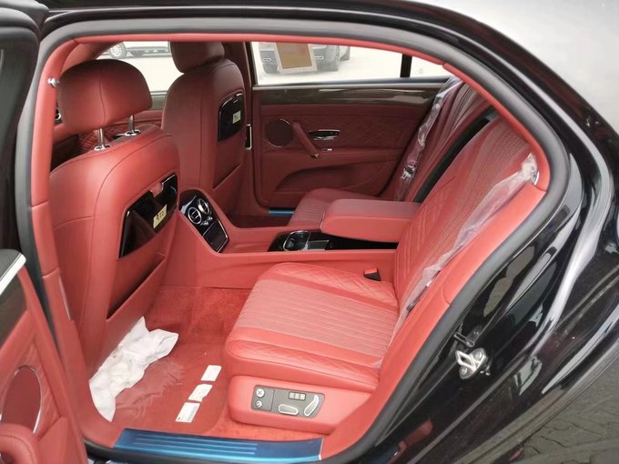 17款宾利飞驰V8S免消费税 顶级奢华座驾-图8