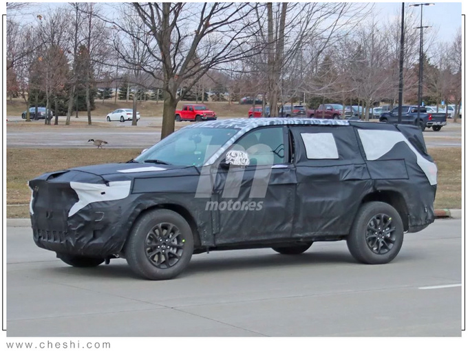 Jeep全新大切诺基谍照首推七座车型/尺寸升级-图2