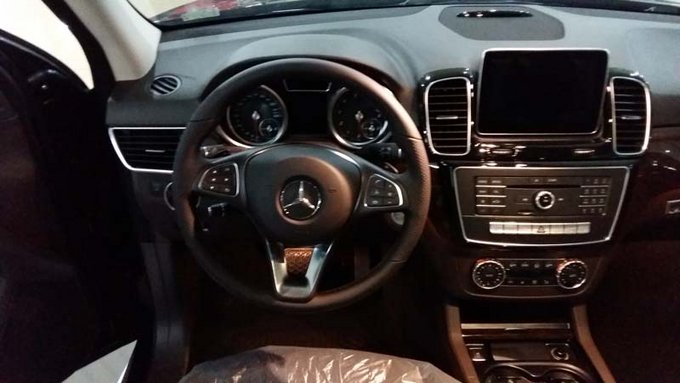 2018款奔驰GLE400 舒适五座充满运动气息-图6