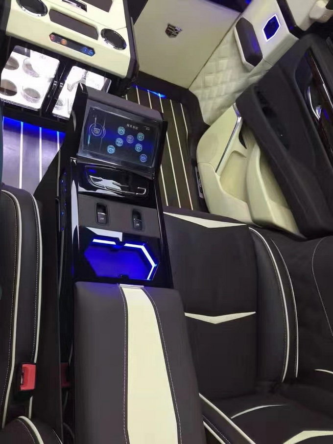 17款凯迪拉克总统一号 加长版特价238万-图7