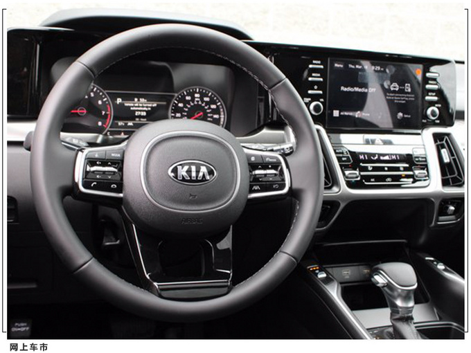 起亚索兰托运动版实拍搭2.5L引擎/灯组造型升级-图8