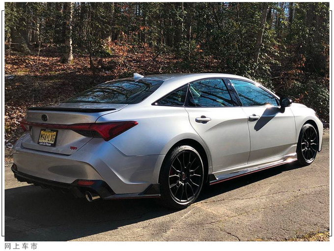 丰田亚洲龙运动版实拍搭3.5L引擎/配熏黑轮毂-图4