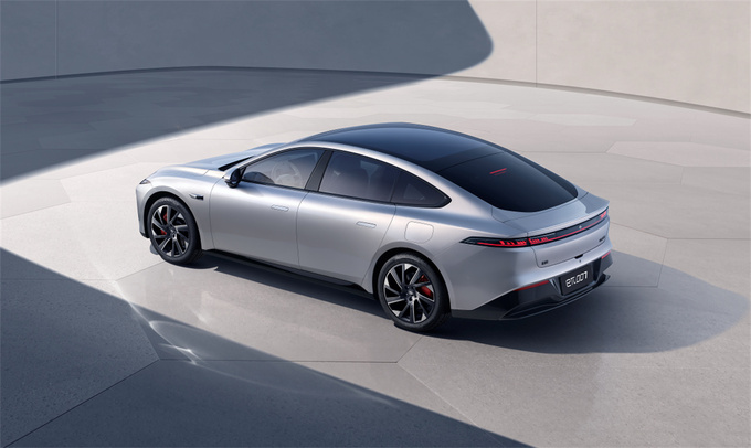 中高级市场新卷王东风奕派eπ007正式开启大定15.96万元起-图5