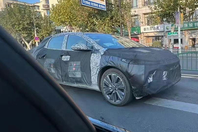 蔚来子品牌首车曝光定价20-30万 或搭单电机-图2