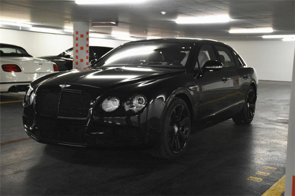 18款宾利飞驰V8S限量版 动力速度难置信-图1