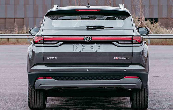 长安新款CS35PLUS实拍尺寸缩短预计售价不变-图1