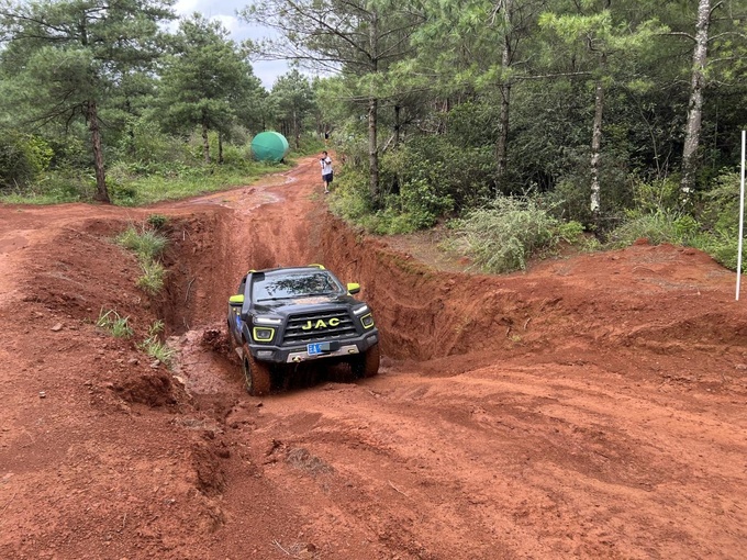 从瑞铃到T6再到悍途绿魔云南90后连续创业者的玫瑰故事-图11