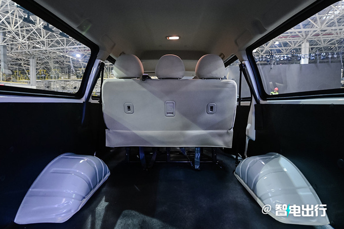 东风风行新菱智M5EV新车上市 售13.99-14.69万元-图6