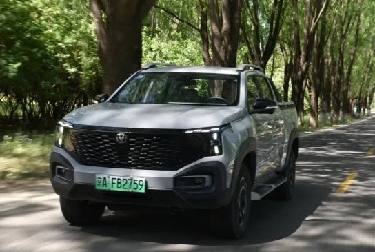 十大顶尖设计与配置长安猎手树立新能源皮卡标杆-图2