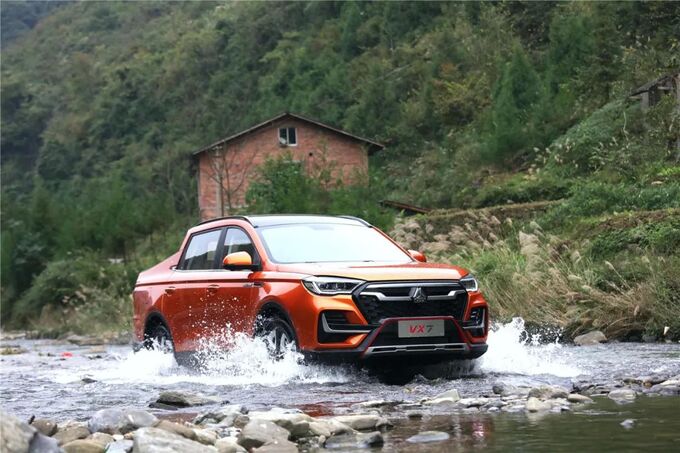 最新10月皮卡终端销售23681辆同比增长15.43-图5