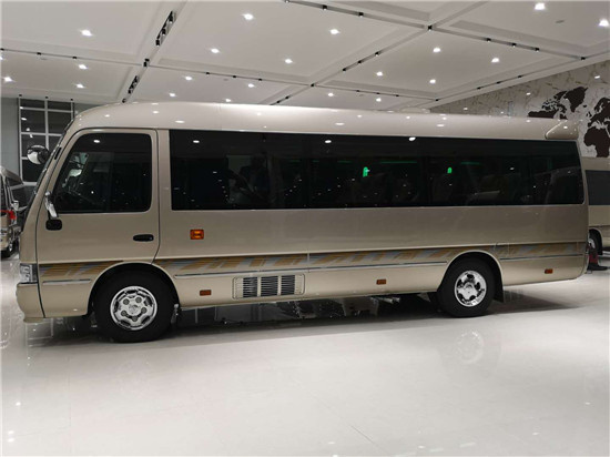 丰田考斯特升级改装版 智慧巴士大气降价-图3
