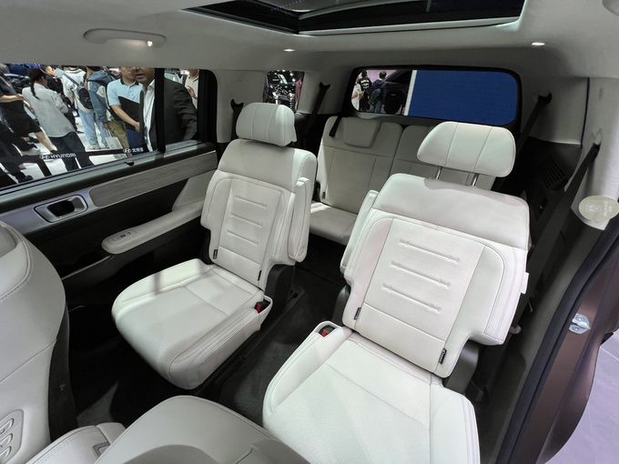 2024北京车展全新现代胜达实拍体验硬朗与温馨的完美组合-图19