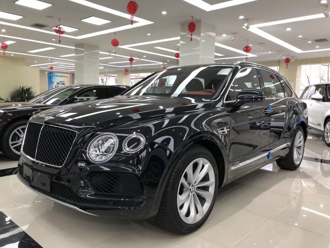 18宾利添越4.0 八缸柴油比飞驰价格优惠-图2