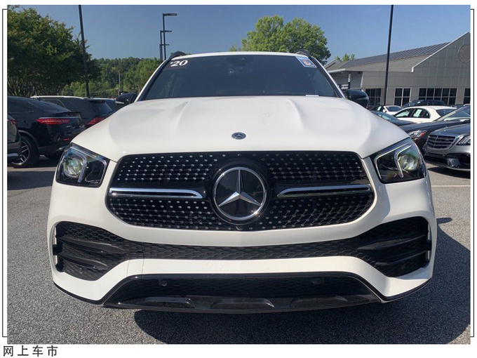 奔驰小号GLS实拍搭3.0T引擎/尺寸超宝马X5-图2