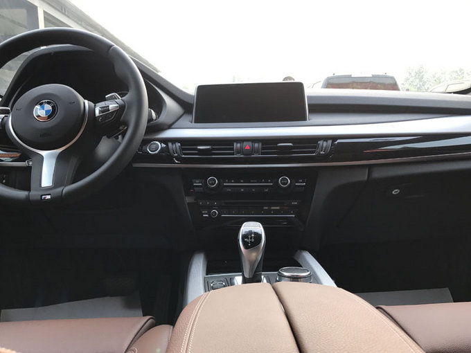 2018款宝马X5M价格 超有运动范引领潮流-图6