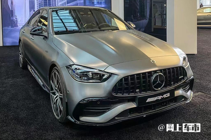 官涨3.22万奔驰全新AMG C43售60.6万起 换四缸2.0T-图1