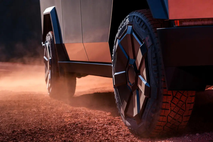 特斯拉正给所有已售出Cybertruck换电机但声称不是召回-图3