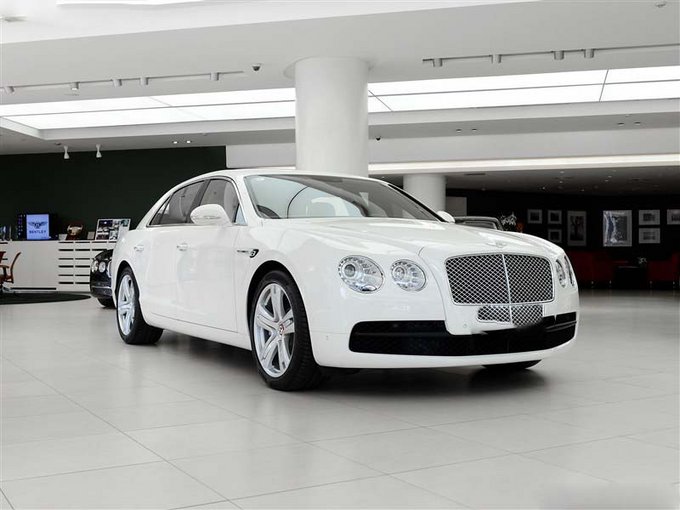 2018款宾利飞驰价格 极速舒适体验不平凡-图4